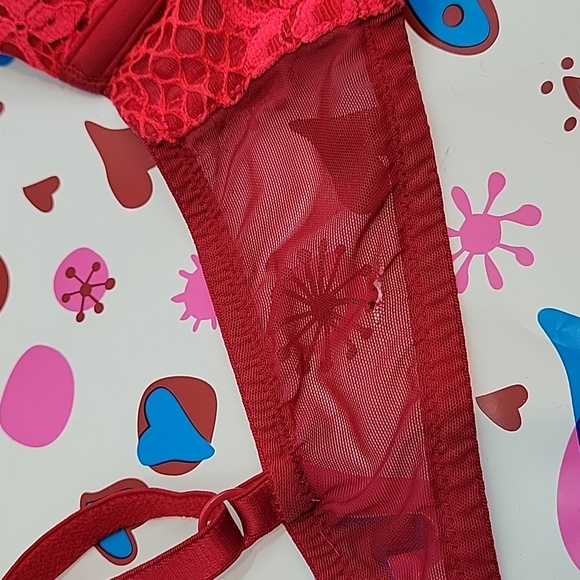 Victoria's Secret Red BOMBSHELL PLUNGE Double Bump Padded Bra - Picture 9 of 10